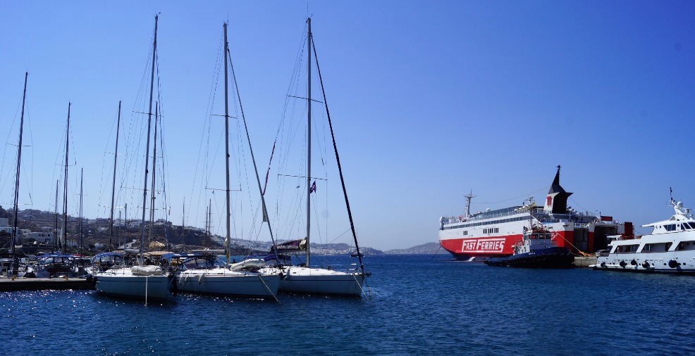 Mykonos Marina Tourlos