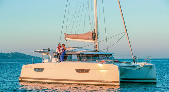 Fountaine_Pajot_Astrea_42_2.jpg