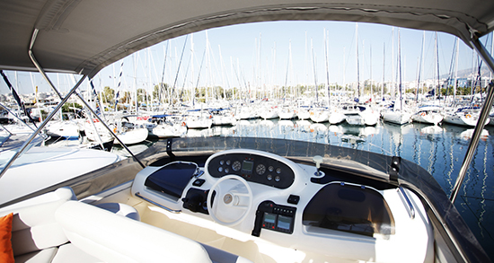 Harrylou_Motor_Yacht_03.jpg