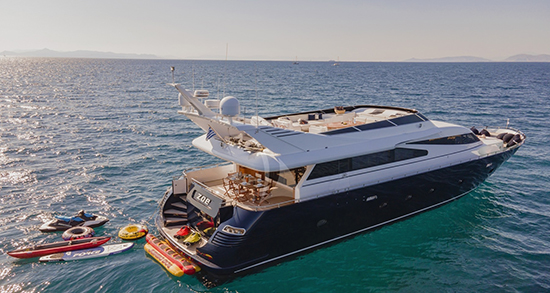 Zoe_motor_yacht_02.jpg