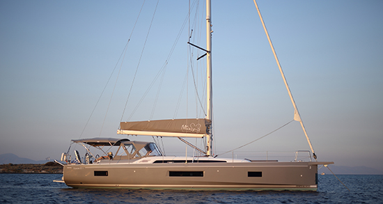 Mickey_G_Sailing_Yacht_02.JPG